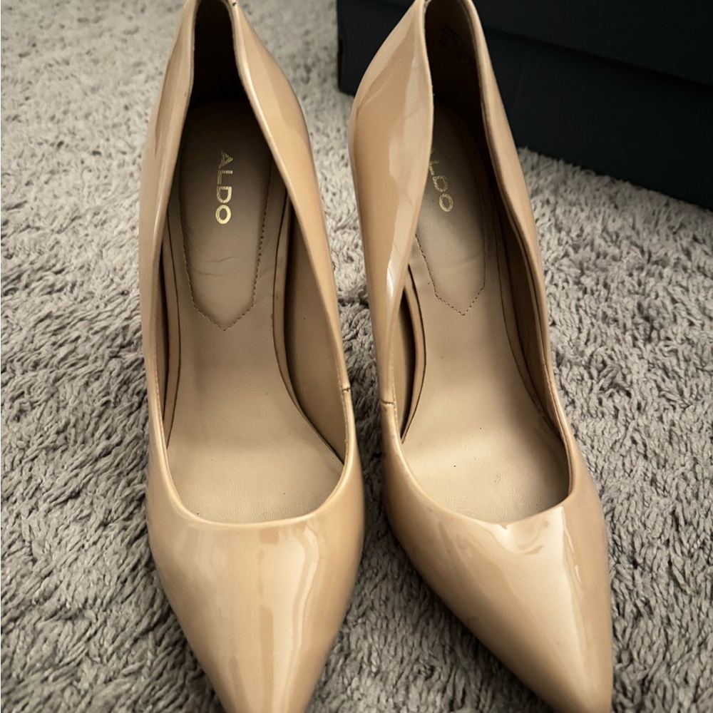 Aldo Women's Nude Patent Heels